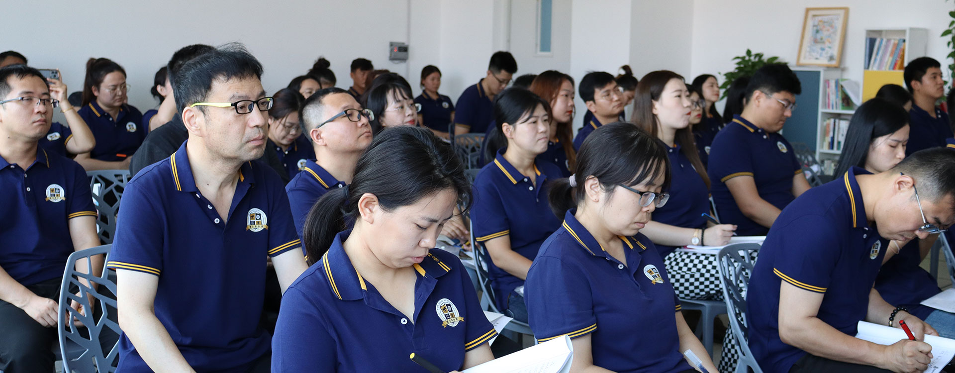 男人抽插女人免费观看